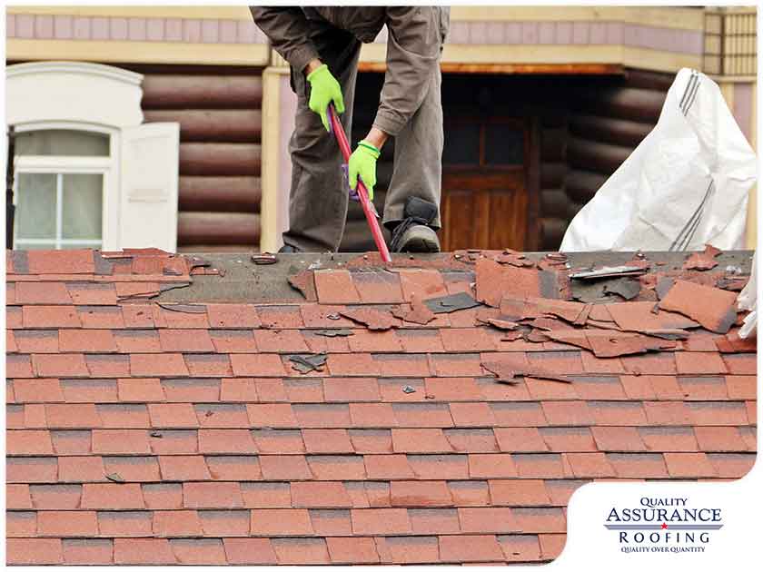 1909 1606810582 Contractor Removing Shingles Jpg